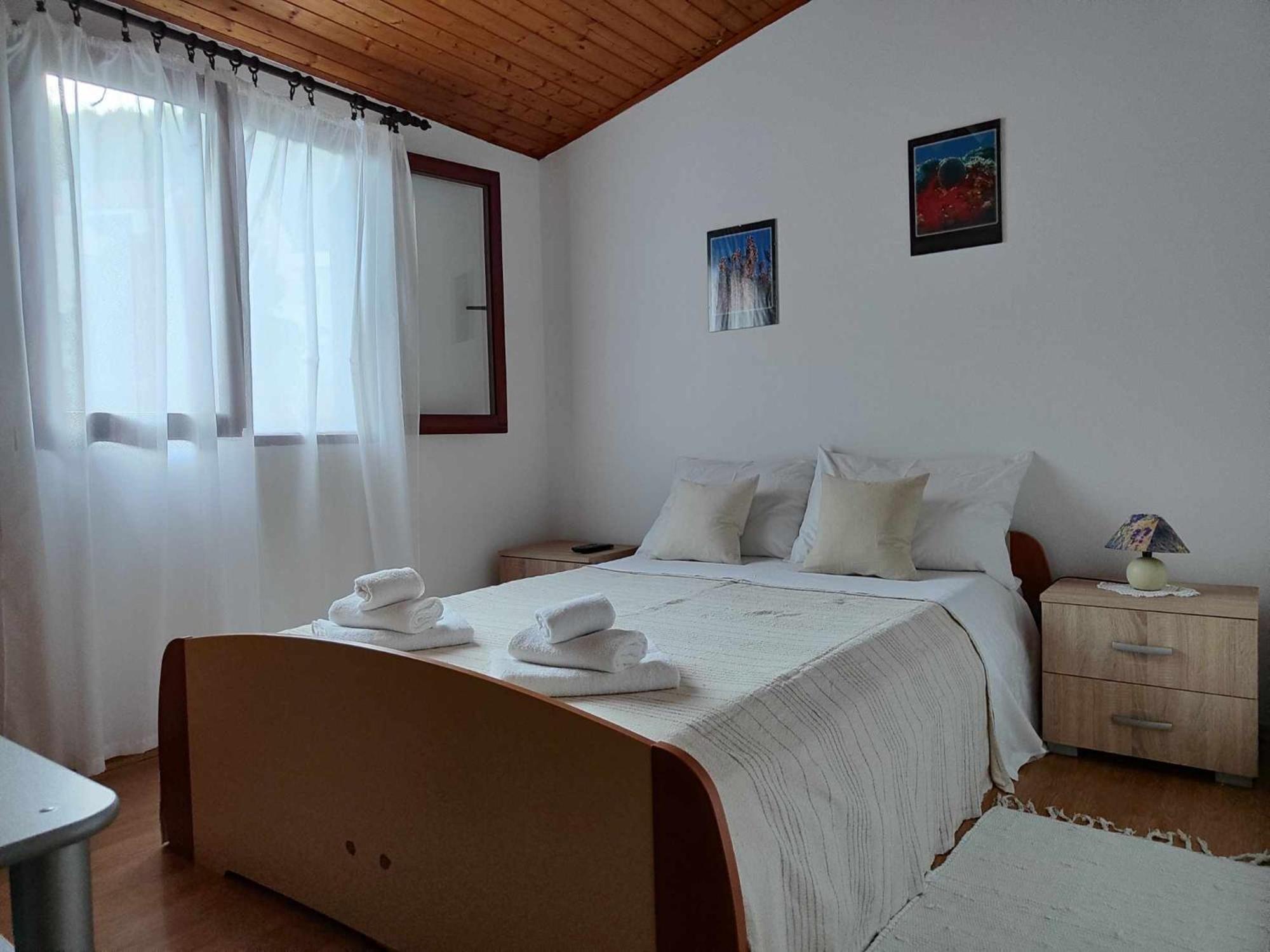 Apartments By The Sea Basina, Hvar - 116 Vrboska Bagian luar foto