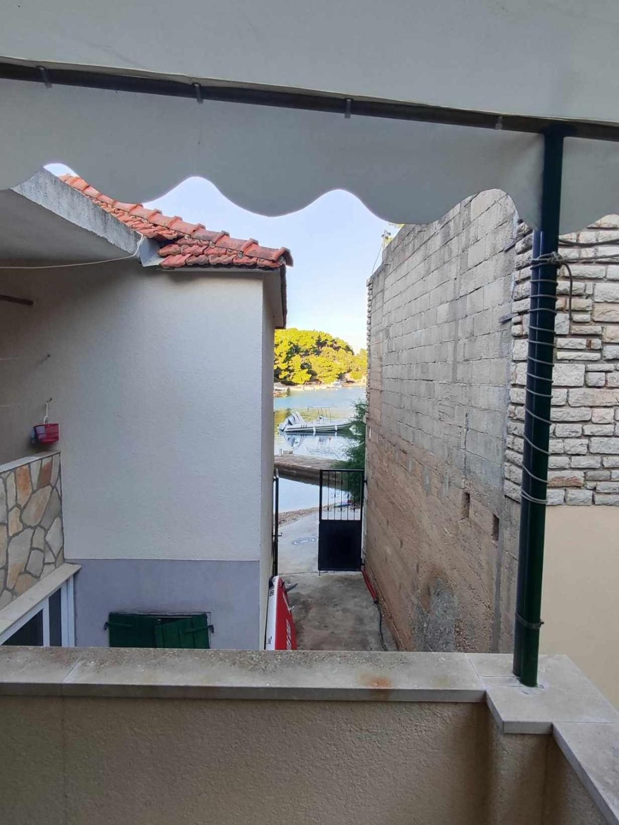 Apartments By The Sea Basina, Hvar - 116 Vrboska Bagian luar foto