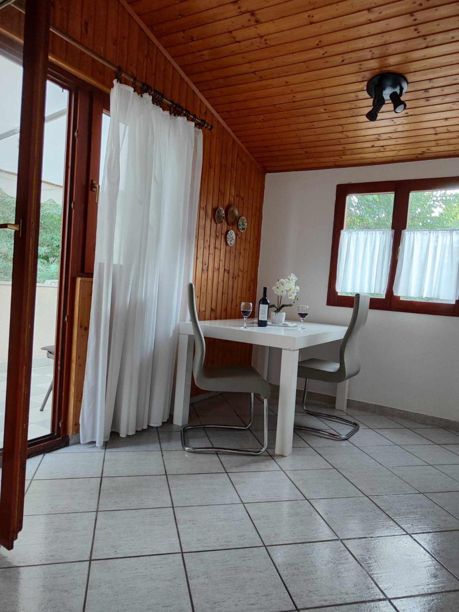 Apartments By The Sea Basina, Hvar - 116 Vrboska Ruang foto